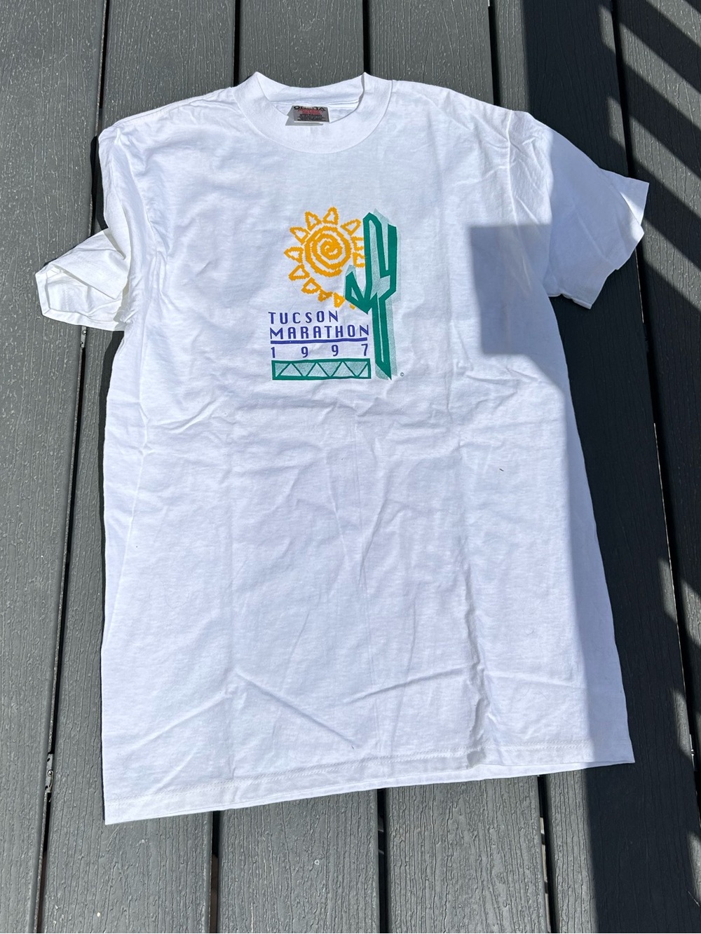 Vintage 90s marathon tee